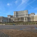 Location - Contemporary Parliament View - 2br *