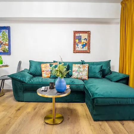 Location - Contemporary Parliament View - 2br Апартаменты Бухарест