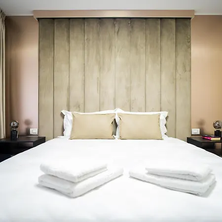 Апартаменты Location - Contemporary Parliament View - 2br Бухарест