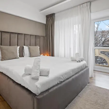 Location - Contemporary Parliament View - 2br *