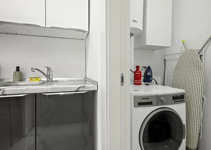 Location - Contemporary Parliament View - 2br Bucureşti